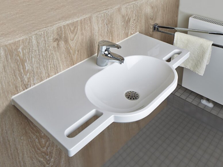 DianaKlinik à Bad Bevensen Lavabo à longueur variable avec robinetterie